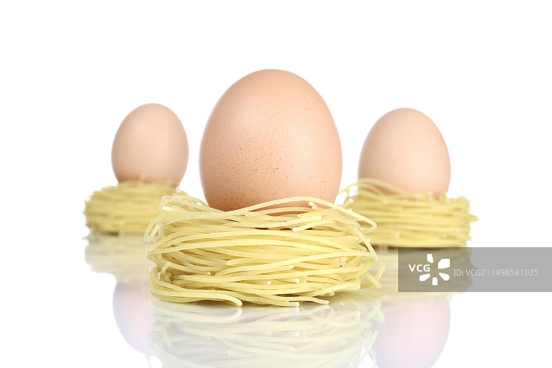 菲德利尼面和鸡蛋图片素材