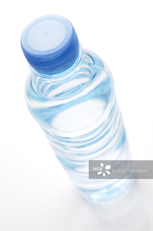 一瓶水图片素材