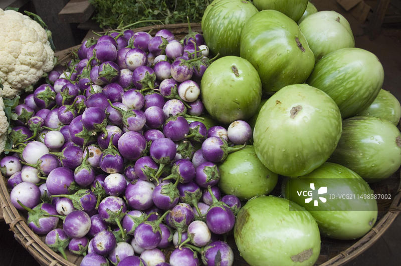 缅甸蒲甘良乌市场上的蔬菜图片素材