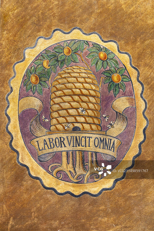 施泰因老城历史壁画：劳动征服一切，蜂巢，沙夫豪森州，瑞士，欧洲图片素材