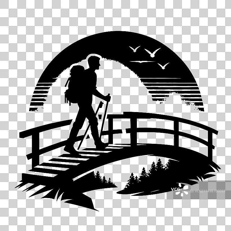 行人过木桥剪影图片素材