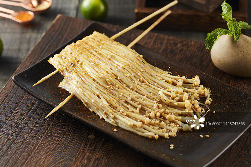 炸金针菇串图片素材