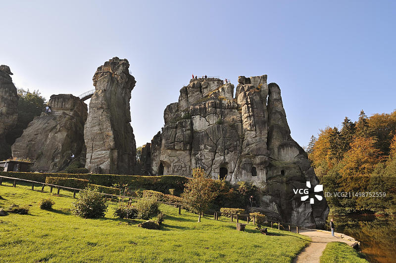 秋季的埃克斯特恩施泰内，位于德国北莱茵-威斯特法伦州的条顿堡森林图片素材