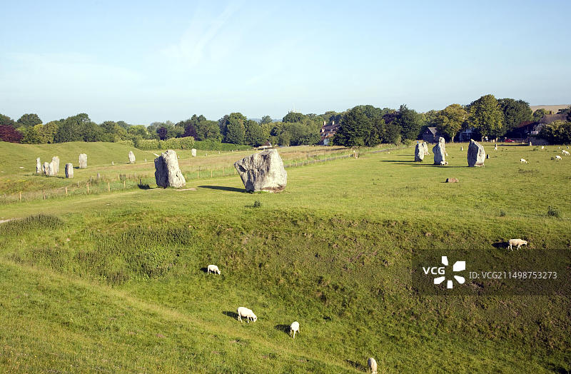 英国威尔特郡埃夫伯里石阵的立石图片素材