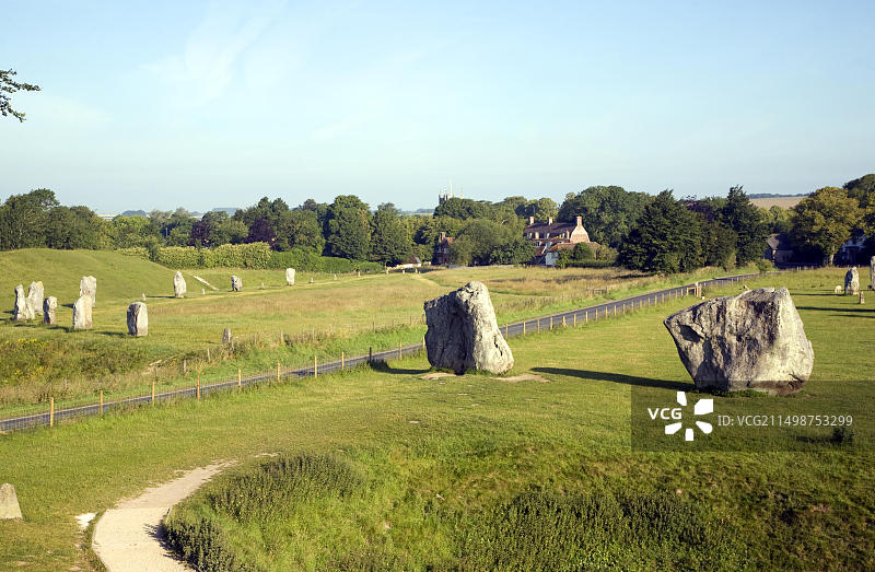 英国威尔特郡埃夫伯里石阵的立石图片素材