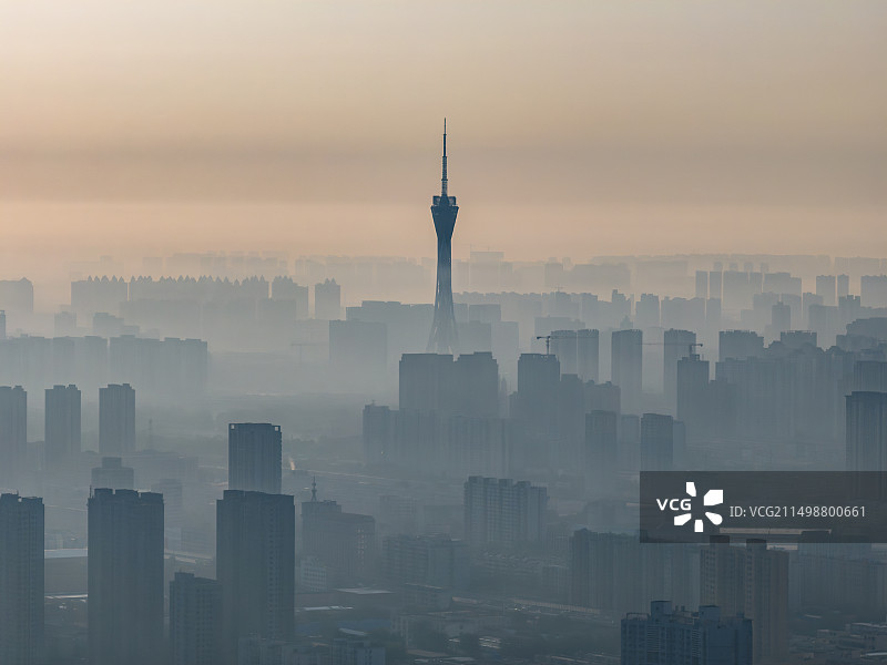 中国河南郑州清晨城市风光航拍图片素材