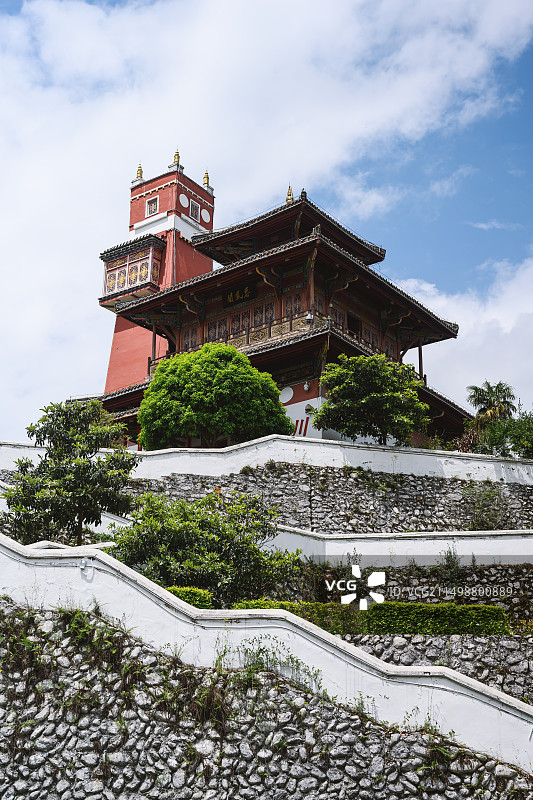四川阿坝水磨古镇标志性建筑春风阁图片素材