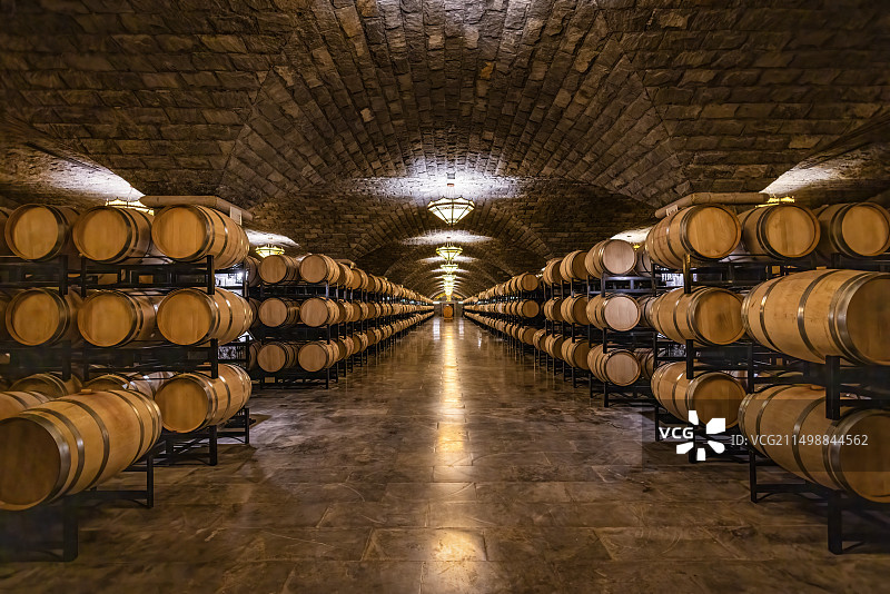 山西省临汾市乡宁县戎子酒庄酒窖景观图片素材