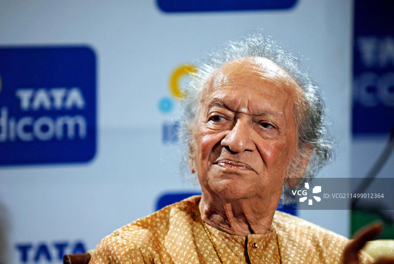 拉维·香卡，印度斯坦古典音乐的印度音乐家和作曲家，孟买，马哈拉施特拉邦，印度，亚洲图片素材