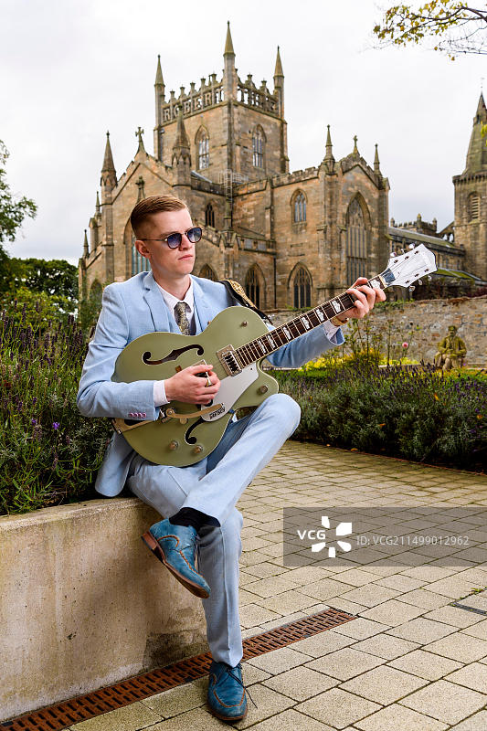 卢克·拉沃尔佩，西洛锡安艺术家音乐家图片素材