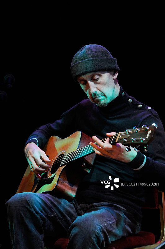 伊恩·拜恩森：飞行员乐队、艾伦·帕森斯项目、凯特·布什合作吉他手及录音师图片素材