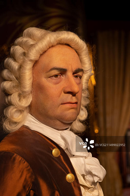 德国柏林杜莎夫人蜡像馆的约翰·塞巴斯蒂安·巴赫蜡像，巴洛克晚期德国作曲家和音乐家图片素材