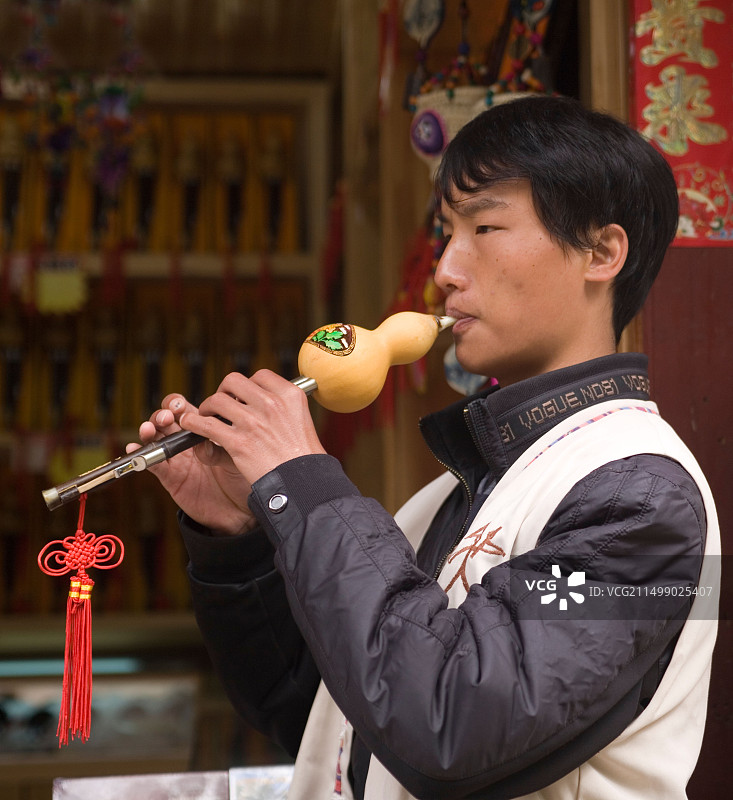 中国云南丽江的音乐家图片素材