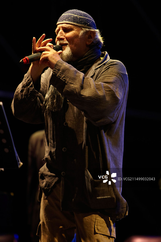 莫尼·奥瓦迪亚现场音乐会图片素材