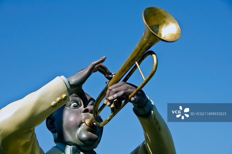 奥兰多环球影城路易斯·阿姆斯特朗雕像，佛罗里达州狂欢节图片素材