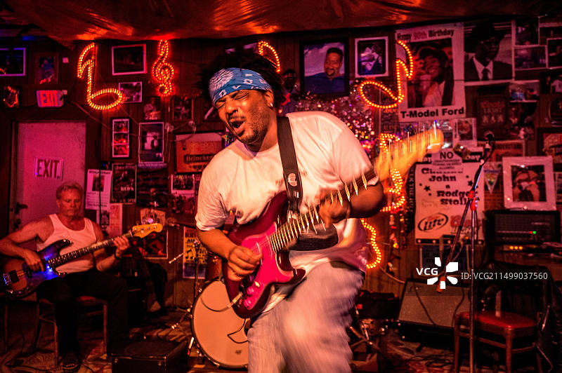 密西西比克拉克斯代尔蓝调乐手演出图片素材