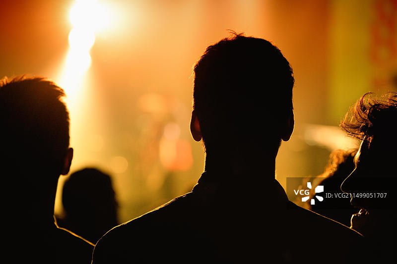 观众在喜力Primavera Sound 2014音乐节上观看音乐会图片素材