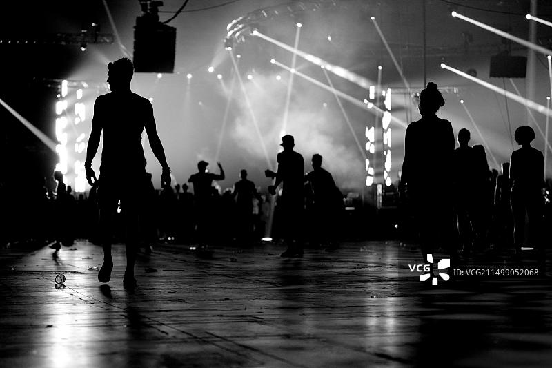 西班牙巴塞罗那声呐音乐节的观众图片素材