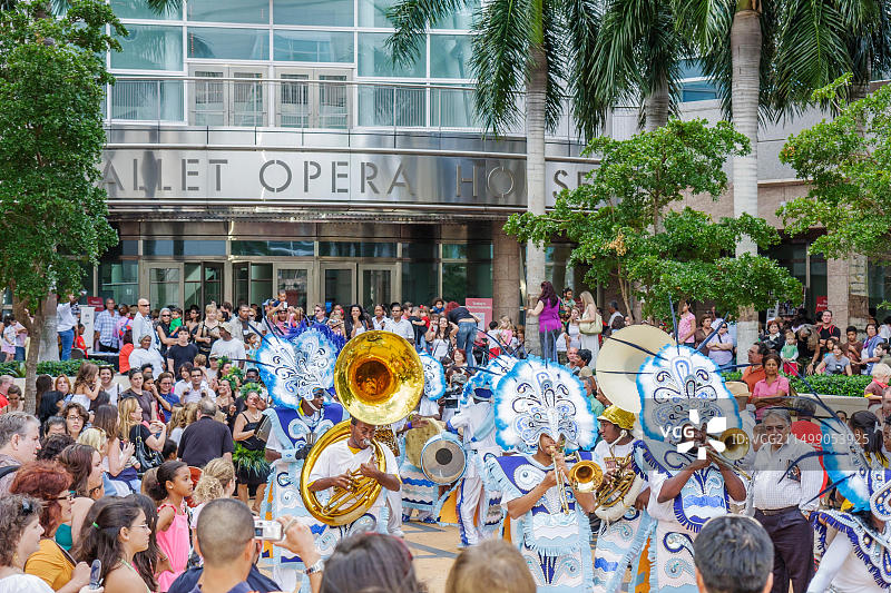 迈阿密阿德里安娜·阿什特表演艺术中心多元文化音乐节图片素材