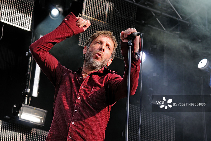 Jonathan Donahue在马德里演出图片素材