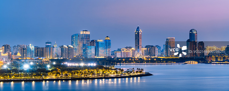 中国海南海口国贸CBD建筑群高视角夜景风光图片素材