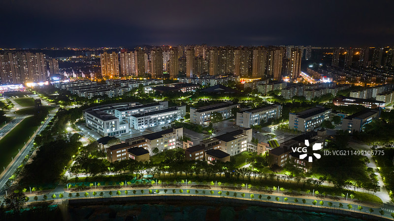 燕山大学校内馆夜景图片素材
