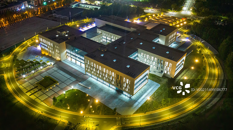 燕山大学图书馆夜景图片素材