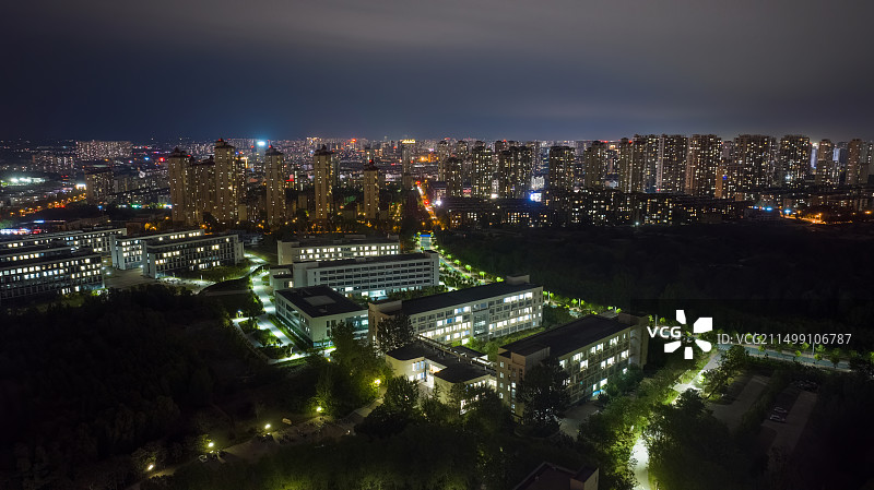 燕山大学夜景图片素材
