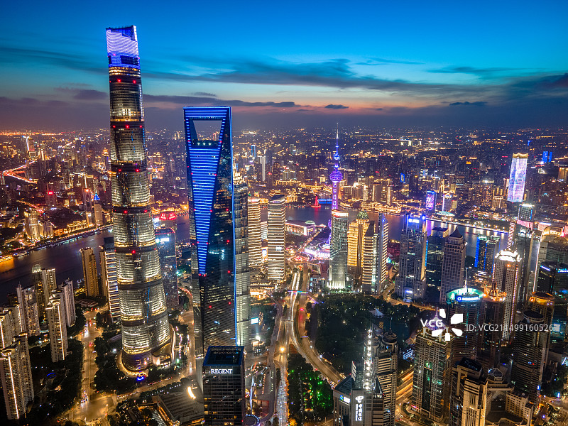 陆家嘴航拍夜景图片素材