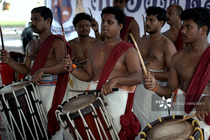 印度喀拉拉邦科钦堡的奥南节游行图片素材