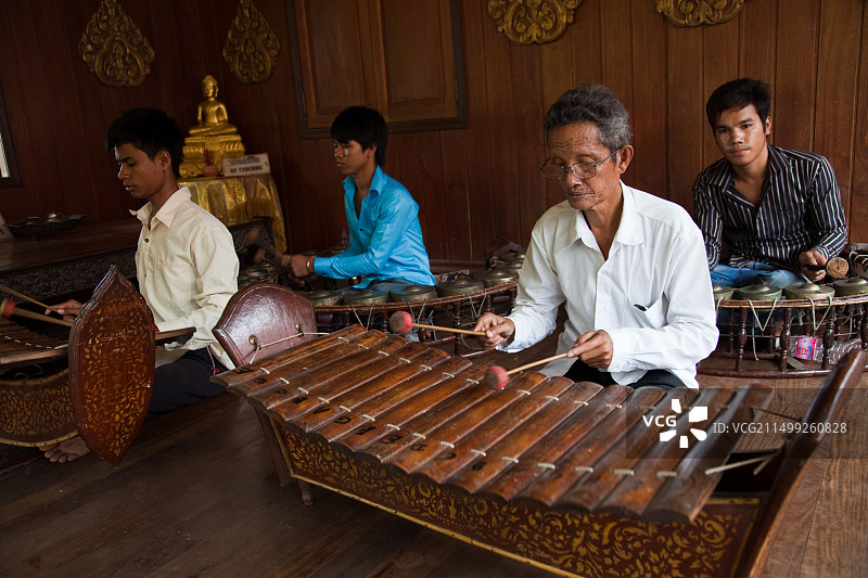 金边的柬埔寨音乐家图片素材