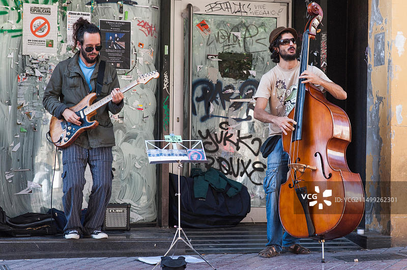 马略卡岛帕尔马街头音乐人，吉他，贝斯图片素材