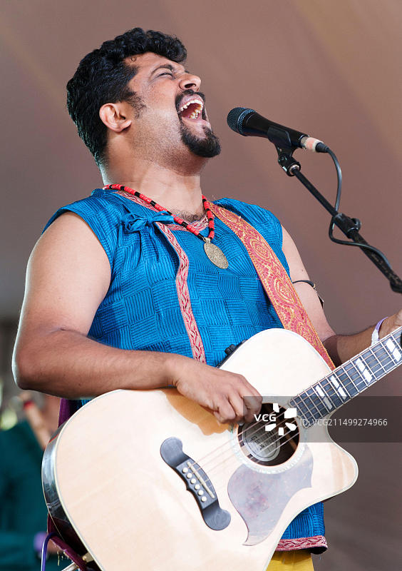 拉格胡·迪克西特在英国拉默树节上表演图片素材