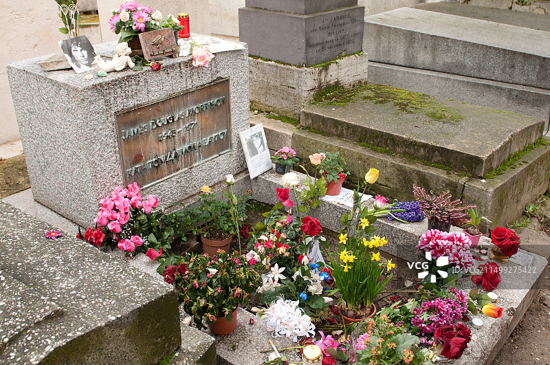 巴黎拉雪兹公墓的吉姆·莫里森墓图片素材