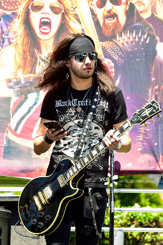 Budderside乐队慈善音乐会现场图片素材