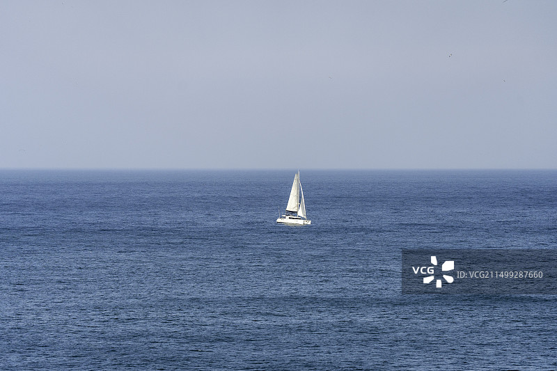 海上帆船图片素材