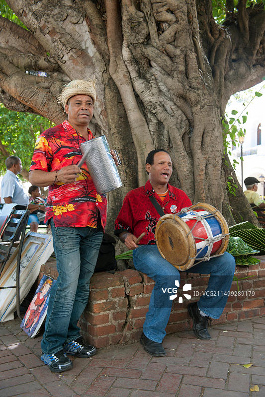 多米尼加共和国圣多明各殖民区科隆公园音乐家图片素材