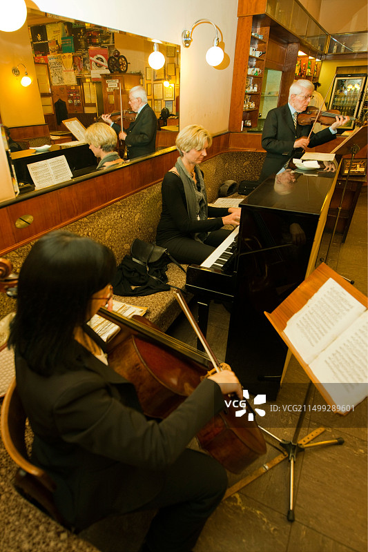 奥地利维也纳布劳内霍夫咖啡馆图片素材