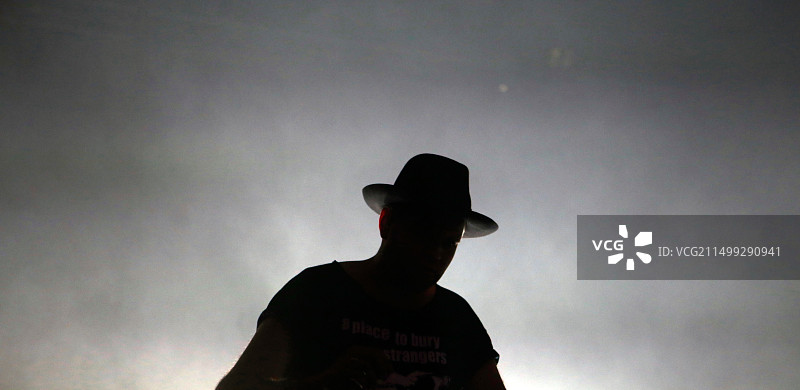 西班牙巴塞罗那声呐音乐节上Trentemoller的现场表演图片素材