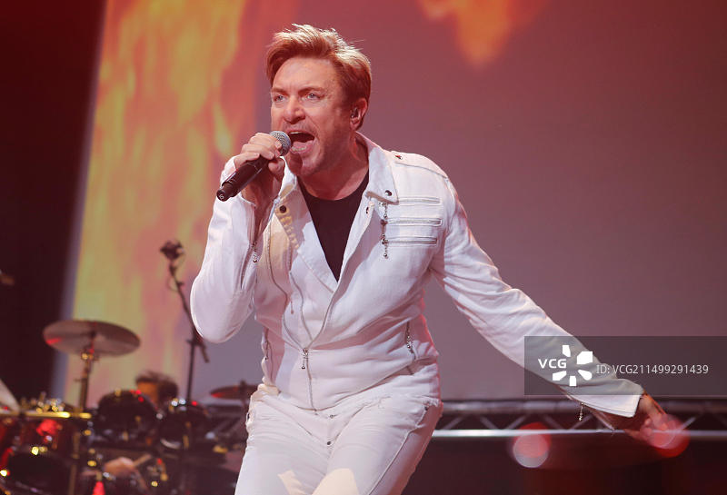 英国流行乐队Duran Duran在西班牙巴塞罗那声纳音乐节上现场表演图片素材