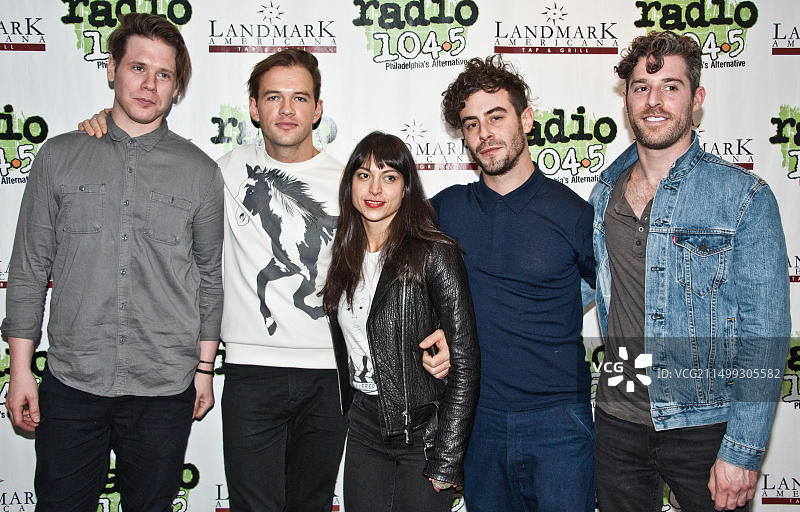 美国宾夕法尼亚州巴拉辛韦德，2016年2月19日。圣卢西亚参观104.5广播电台表演剧院图片素材