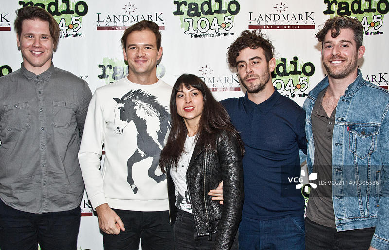 美国宾夕法尼亚州巴拉辛韦德，2016年2月19日。圣卢西亚参观104.5广播电台表演剧院图片素材