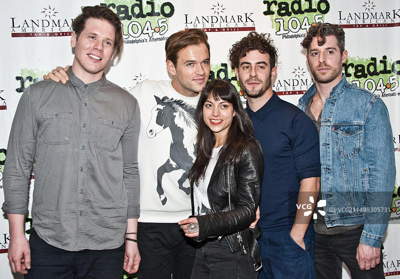 美国宾夕法尼亚州巴拉辛韦德，2016年2月19日。圣卢西亚参观104.5广播电台表演剧院图片素材