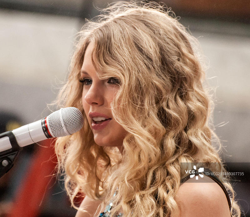 2009年泰勒·斯威夫特纽约演唱会图片素材