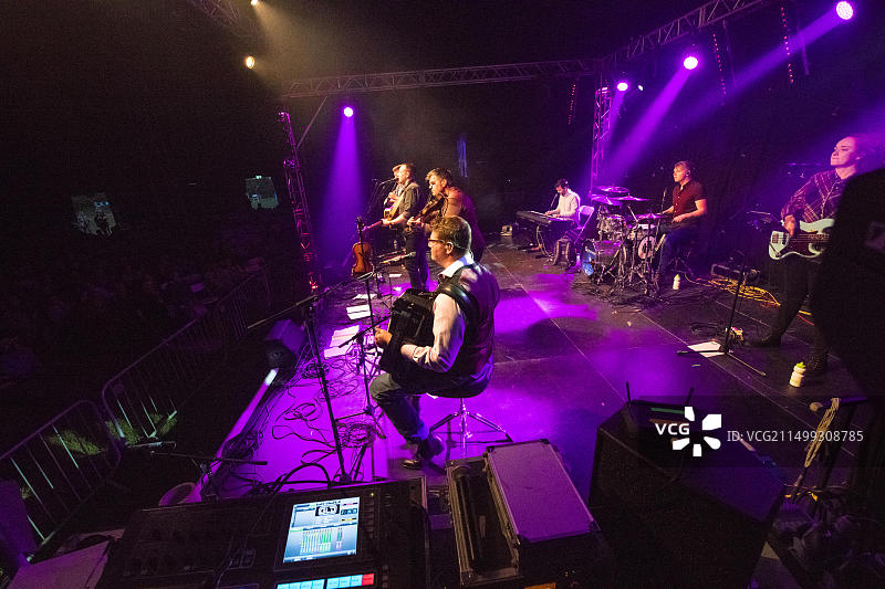 凯尔特乐队The Skipinnish在Southwell音乐节现场表演，2019年图片素材