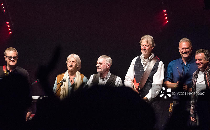 2019年史蒂夫·哈雷和考克尼反叛乐队在Southwell音乐节舞台上图片素材