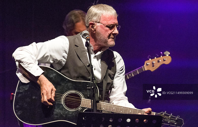 2019年史蒂夫·哈雷和考克尼反叛乐队在Southwell音乐节舞台上图片素材