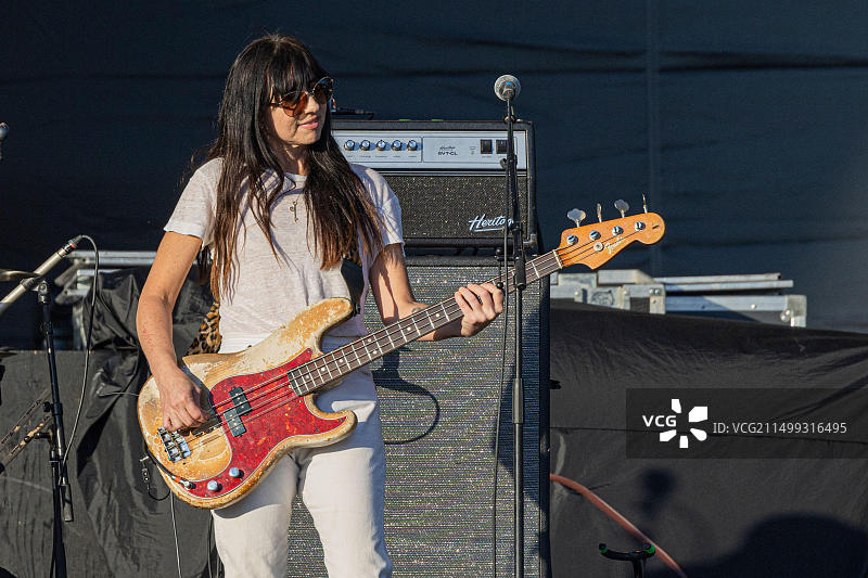 恩佐与迪诺·法拉利赛道：Pixies乐队和Pearl Jam乐队在意大利伊莫拉现场演出图片素材