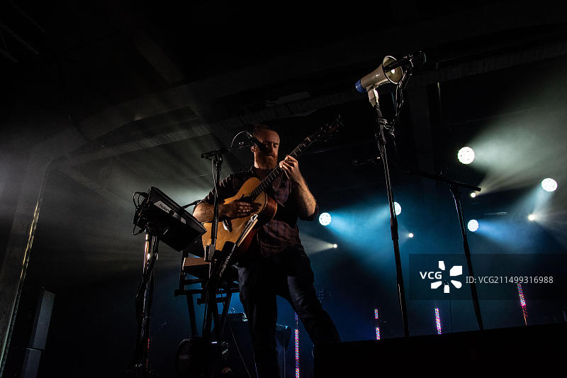 牛顿·福克纳在格拉斯哥SWG3的演出，2021年10月11日图片素材