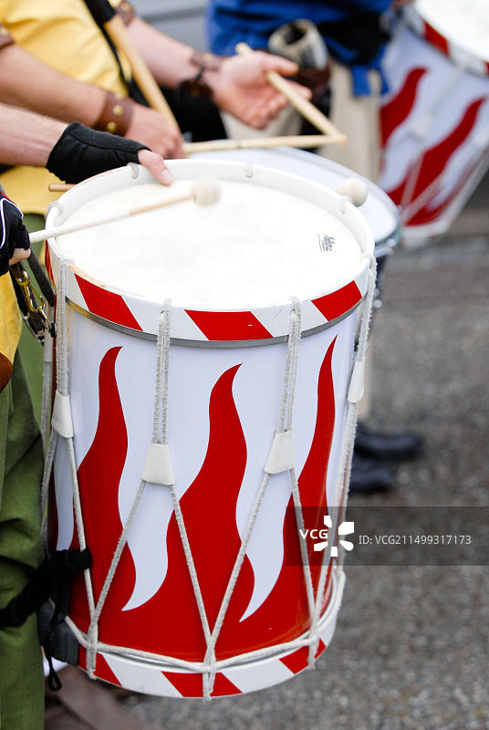 德国游行乐队中的鼓手图片素材